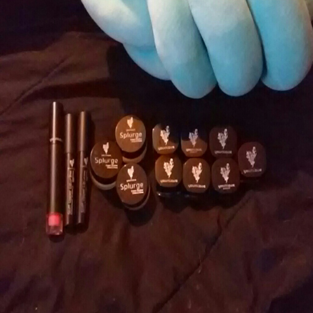 Younique Makeup lot